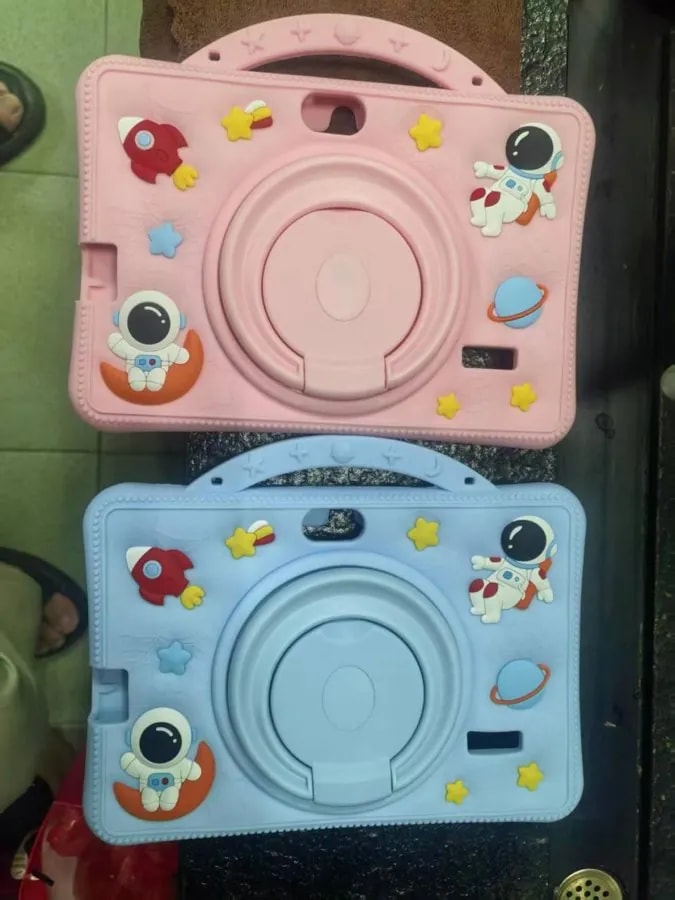 Tablet Infantil 7" 1GB+8GB con Funda Astronauta y Asa