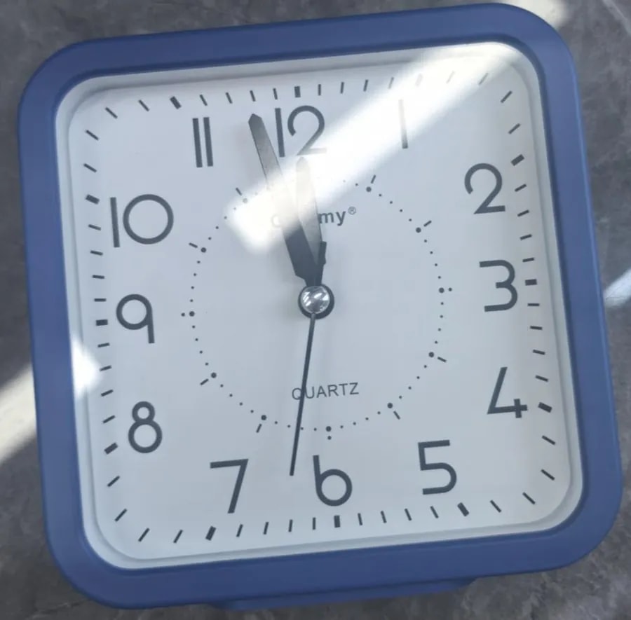 Reloj Despertador de Mesa Cuadrado Marco Azul