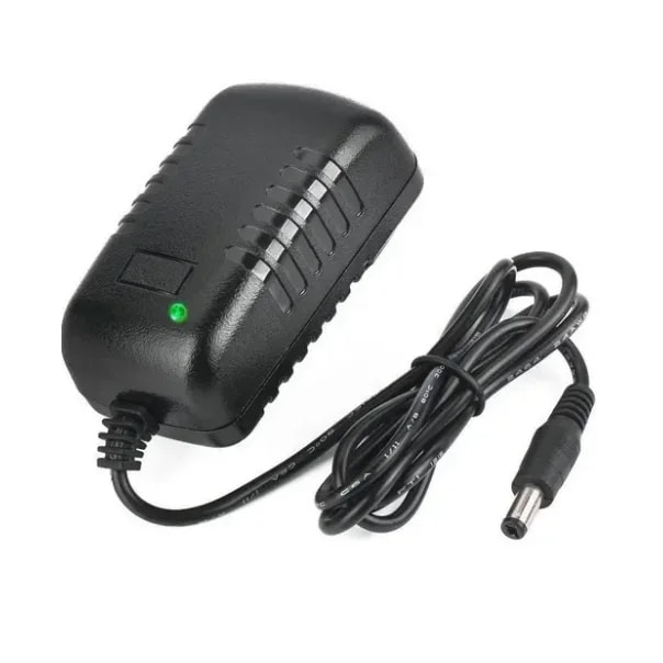 Cargador tipo Plug para notebook Xtratech 14D2M 12V-2A Xtratech