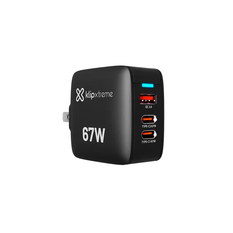 Cargador De Pared Klip Xtreme 67W Carga Rapida Hasta Laptop 2 USB Tipo C - 1 USB Tipo A