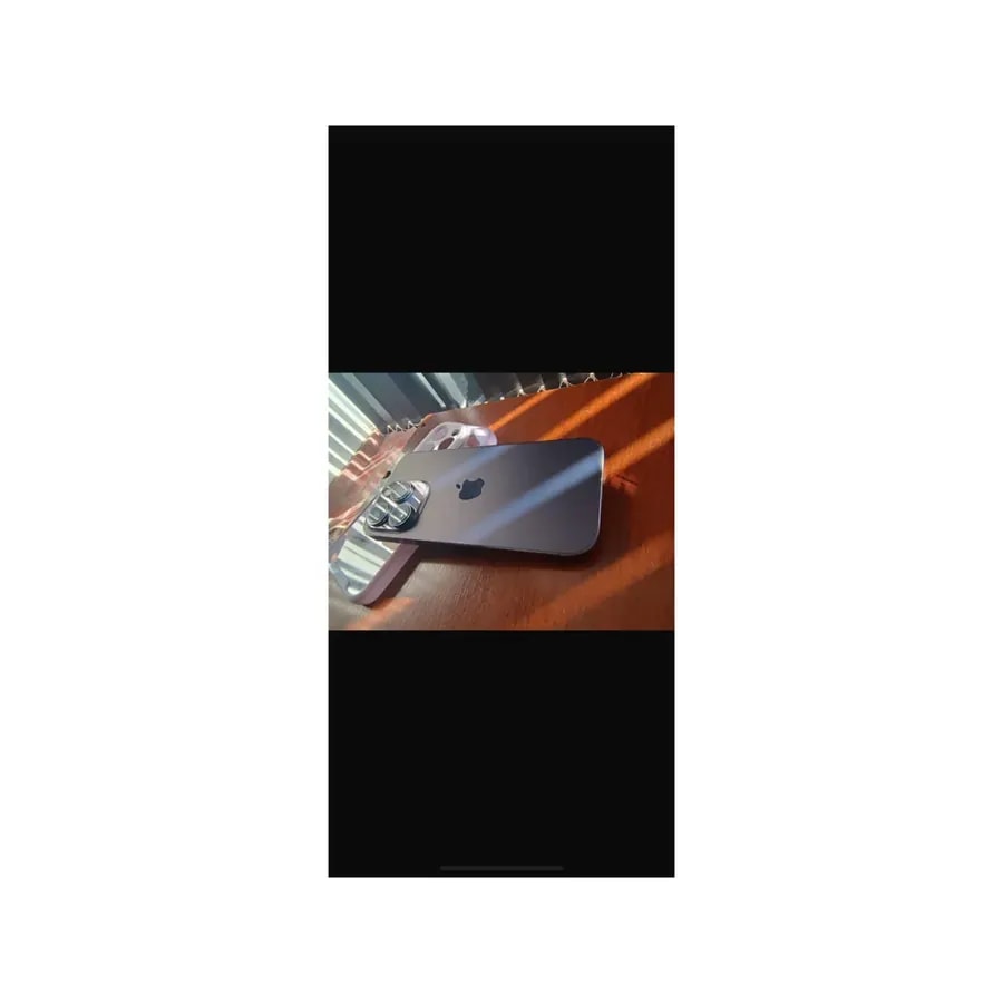 Open Box (usado) iPhone Se Red Con Detalles (bateria 82%, Marcas Visible Parte Infe) 64GB, Chip A13