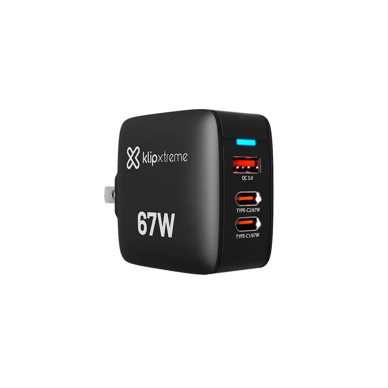 Cargador De Pared Klip Xtreme 67W Carga Rapida Hasta Laptop 2 USB Tipo C - 1 USB Tipo A